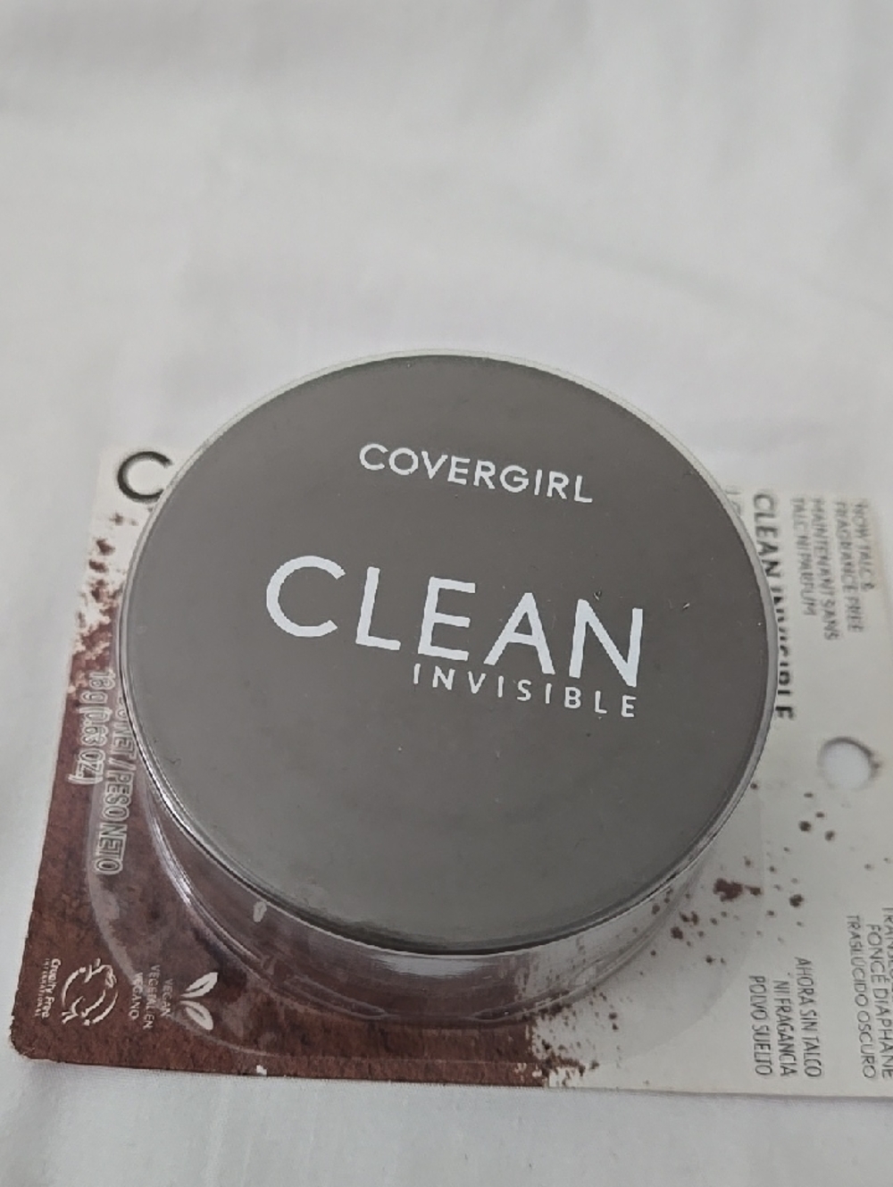 COVERGIRL Clean Invisible Translucent Setting Powder - Gray Lid